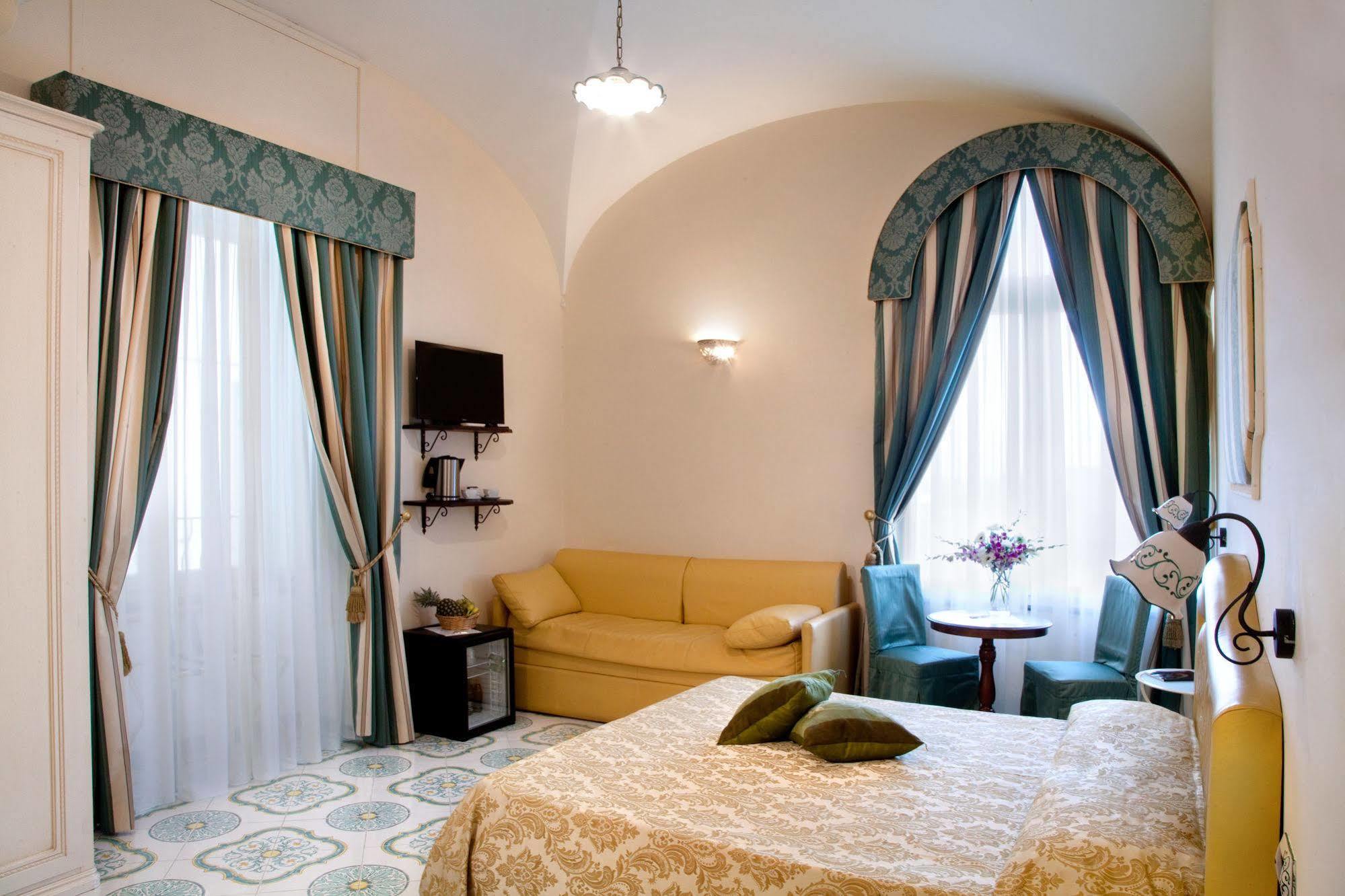 L'antico Convitto 3*