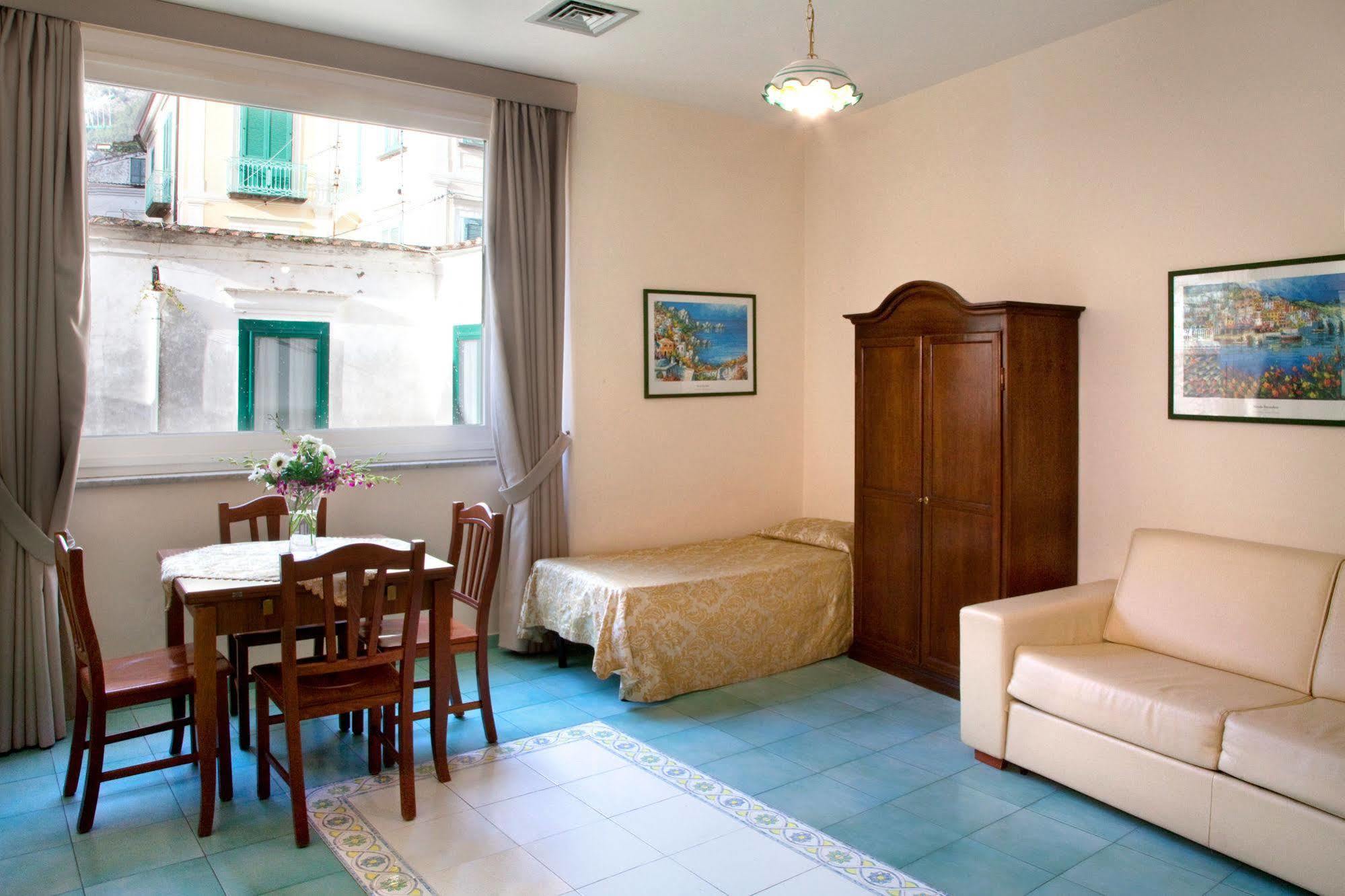 L'antico Convitto Hotel 3*